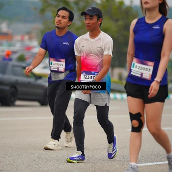 Runner Photo 7423417