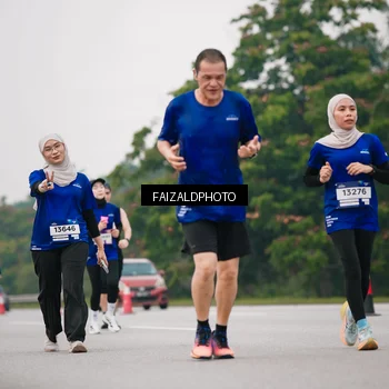 Runner Photo 7423443