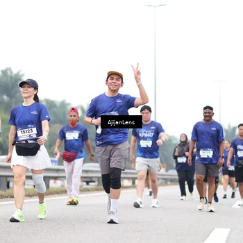 Runner Photo 7423465