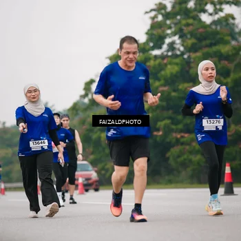 Runner Photo 7423467