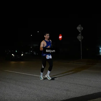 Runner Photo 7423572