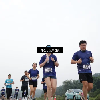 Runner Photo 7423575