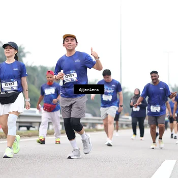 Runner Photo 7423590