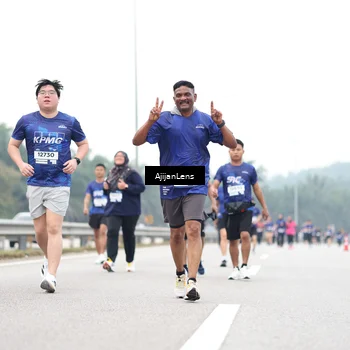 Runner Photo 7423622