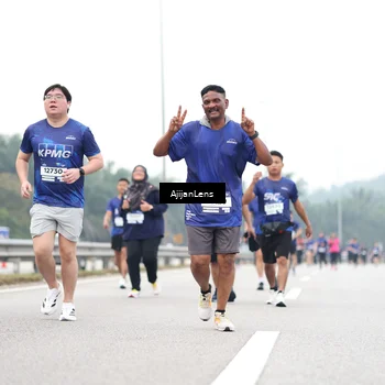 Runner Photo 7423633