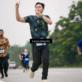 Runner Photo 7423634