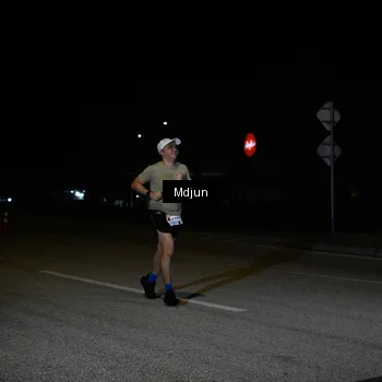 Runner Photo 7423642