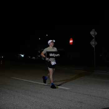 Runner Photo 7423643