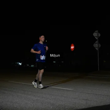 Runner Photo 7423674