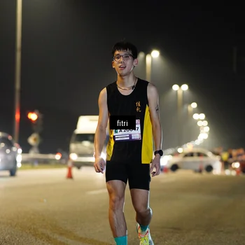 Runner Photo 7423677