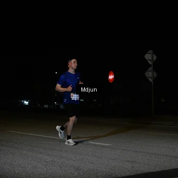 Runner Photo 7423684