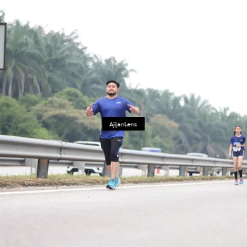 Runner Photo 7423943