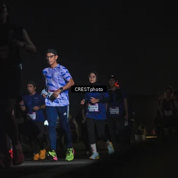 Runner Photo 7423948