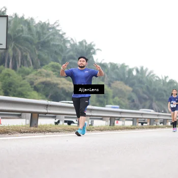 Runner Photo 7423950