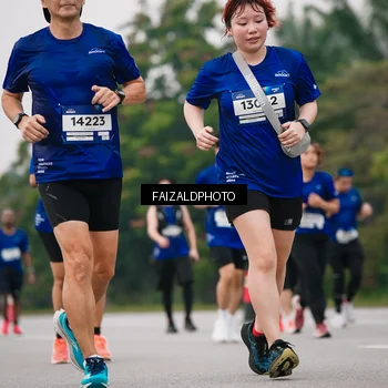 Runner Photo 7423978