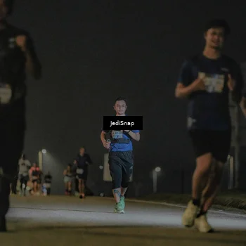 Runner Photo 7423984