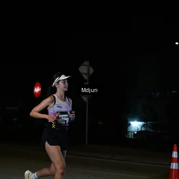 Runner Photo 7423988