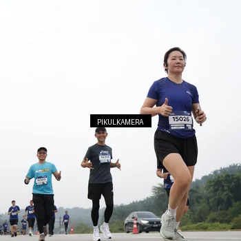 Runner Photo 7423996