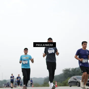 Runner Photo 7424243
