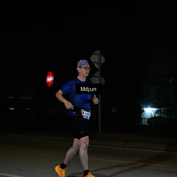 Runner Photo 7424250