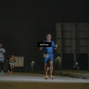Runner Photo 7424259