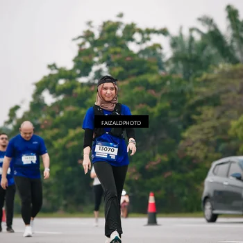 Runner Photo 7424307