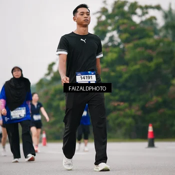 Runner Photo 7424392