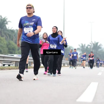 Runner Photo 7424404