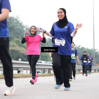 Runner Photo 7424467