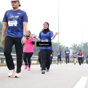 Runner Photo 7424470