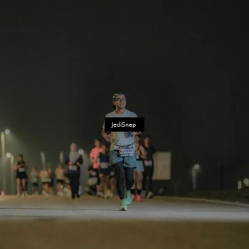 Runner Photo 7424480