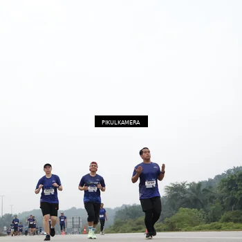 Runner Photo 7424490