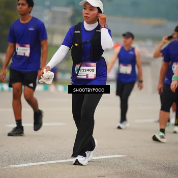 Runner Photo 7424497