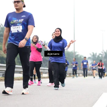 Runner Photo 7424534