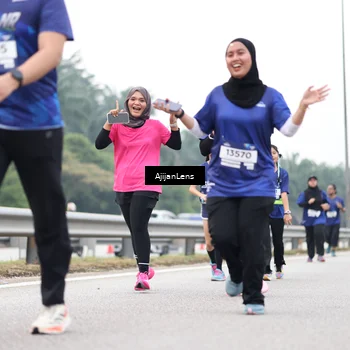 Runner Photo 7424535
