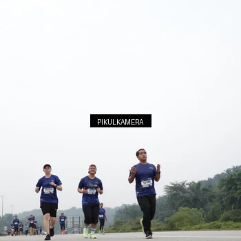 Runner Photo 7424537
