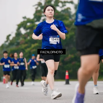 Runner Photo 7424541