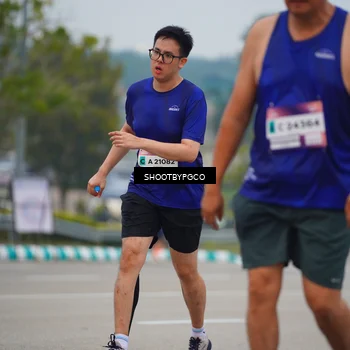 Runner Photo 7424611