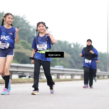 Runner Photo 7424653