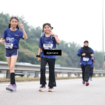 Runner Photo 7424658