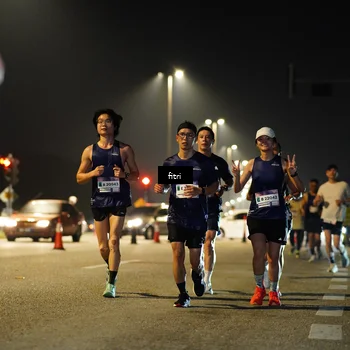 Runner Photo 7424665