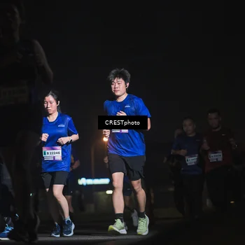 Runner Photo 7424671