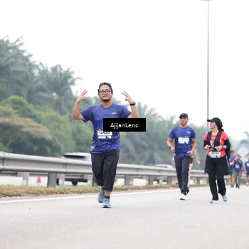 Runner Photo 7424676