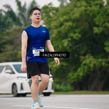 Runner Photo 7424677