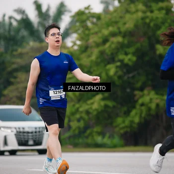 Runner Photo 7424678