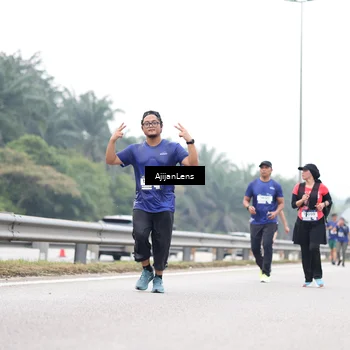 Runner Photo 7424688