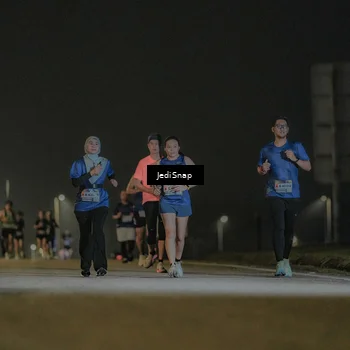 Runner Photo 7424691