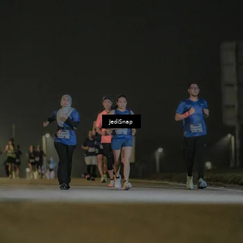 Runner Photo 7424703