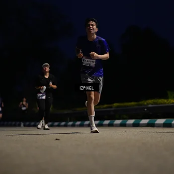 Runner Photo 7424754