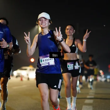 Runner Photo 7424791
